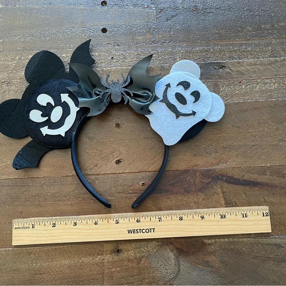 Halloween‎ Mickey Ears